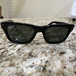 Ray-Ban MR BURBANK RB2283 Polarized Black Unisex Sunglasses EUC